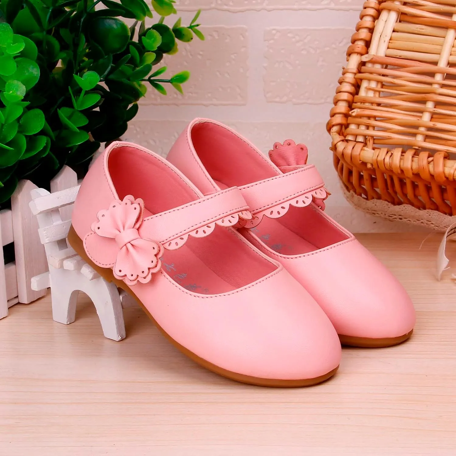 Kids Mary Jane Shoes Toddler Girls Anti-Slip Rubber Soft Sole Closed Toe Flat Princess Wedding Dress Shoes