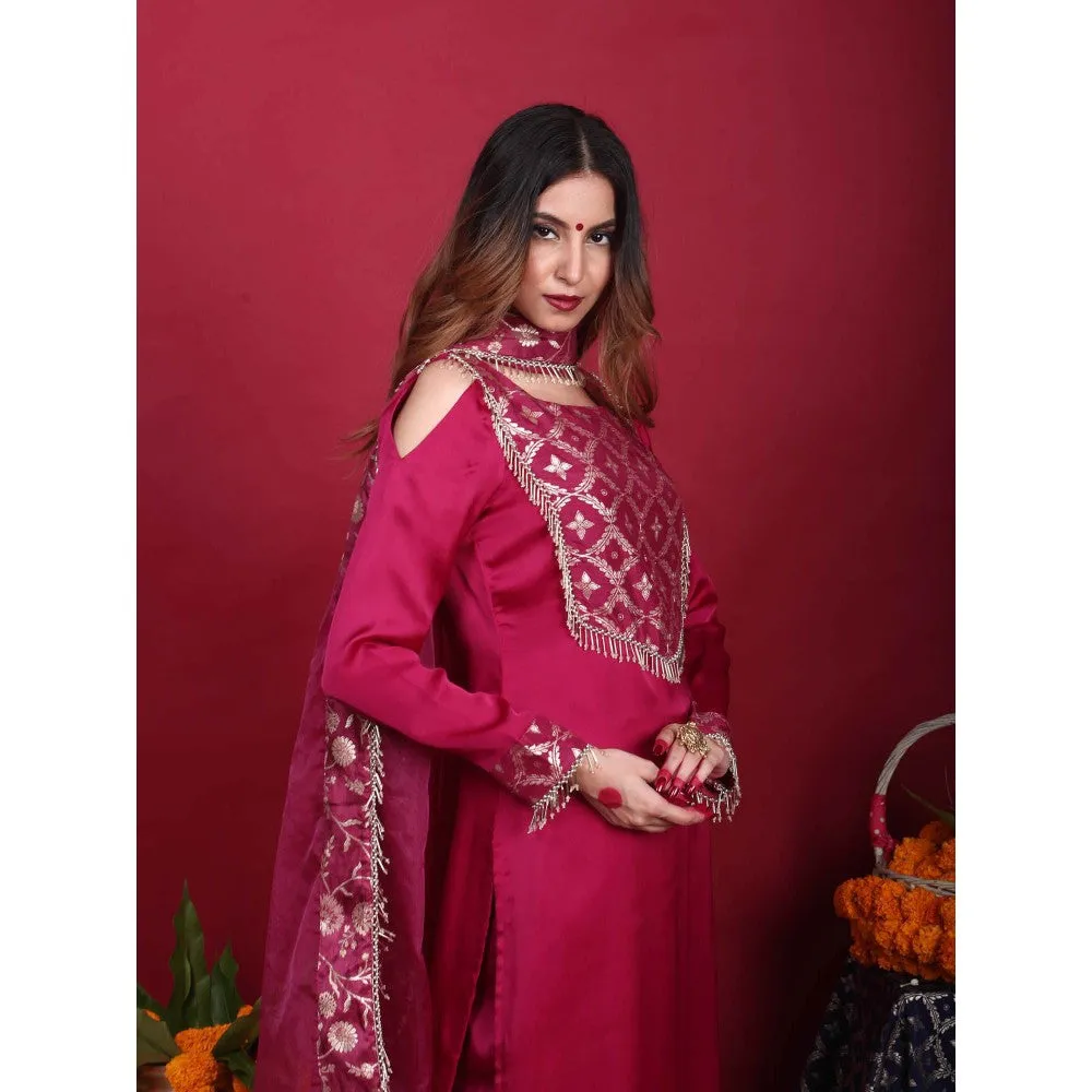 MONK & MEI Isha-Cold-Shoulder Kurta-Plum Magenta (Set of 3)