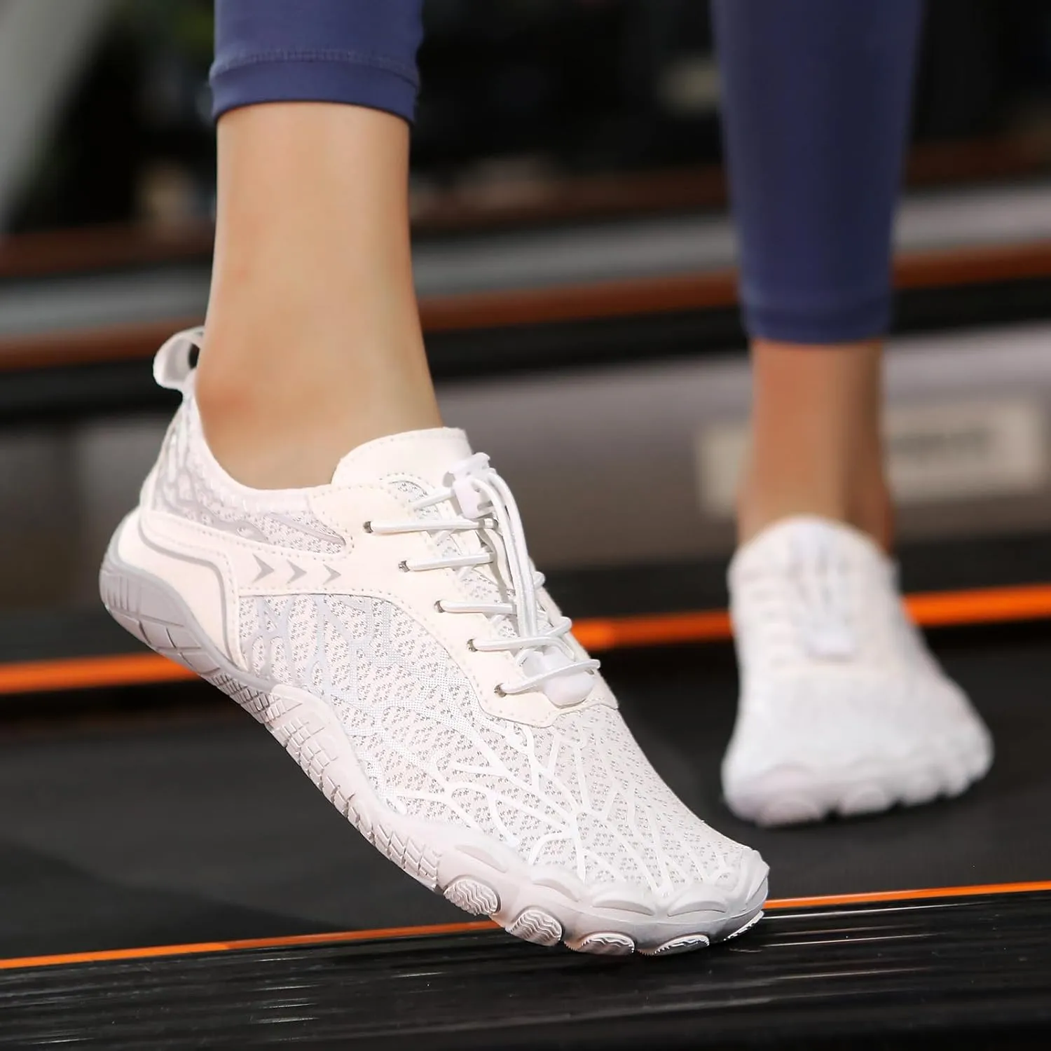 Wide Toe Box Shoes Women Beach Swim Shoes Waterproof Sport Shoe Breathable Slip-on Sneakers Barefoot Minimalist Shoe