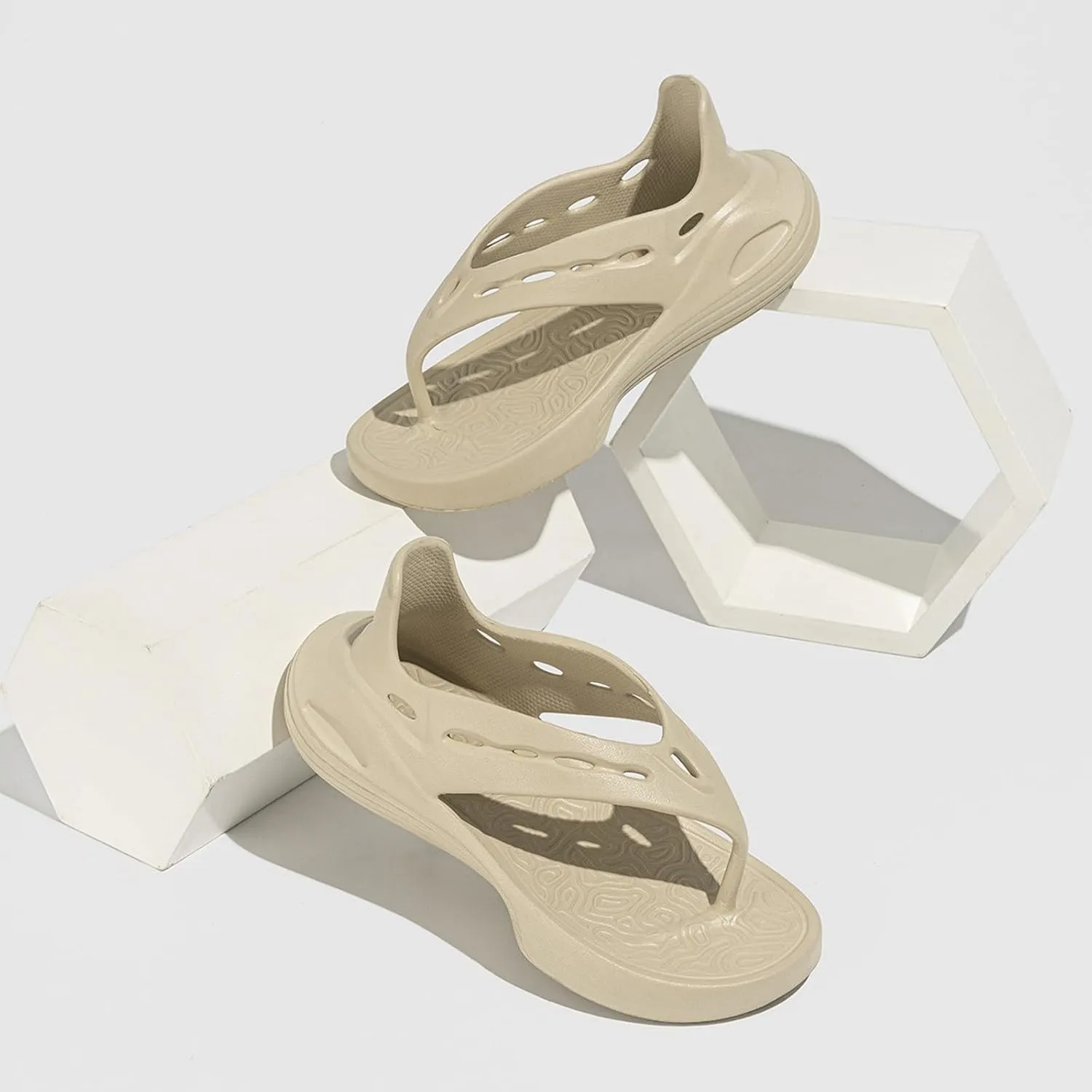 Women's Summer Fashion Clip Toe Breathable Sandal Slippers Non Slip Outdoor Beach Sandal Furry Slides for Women Size 11